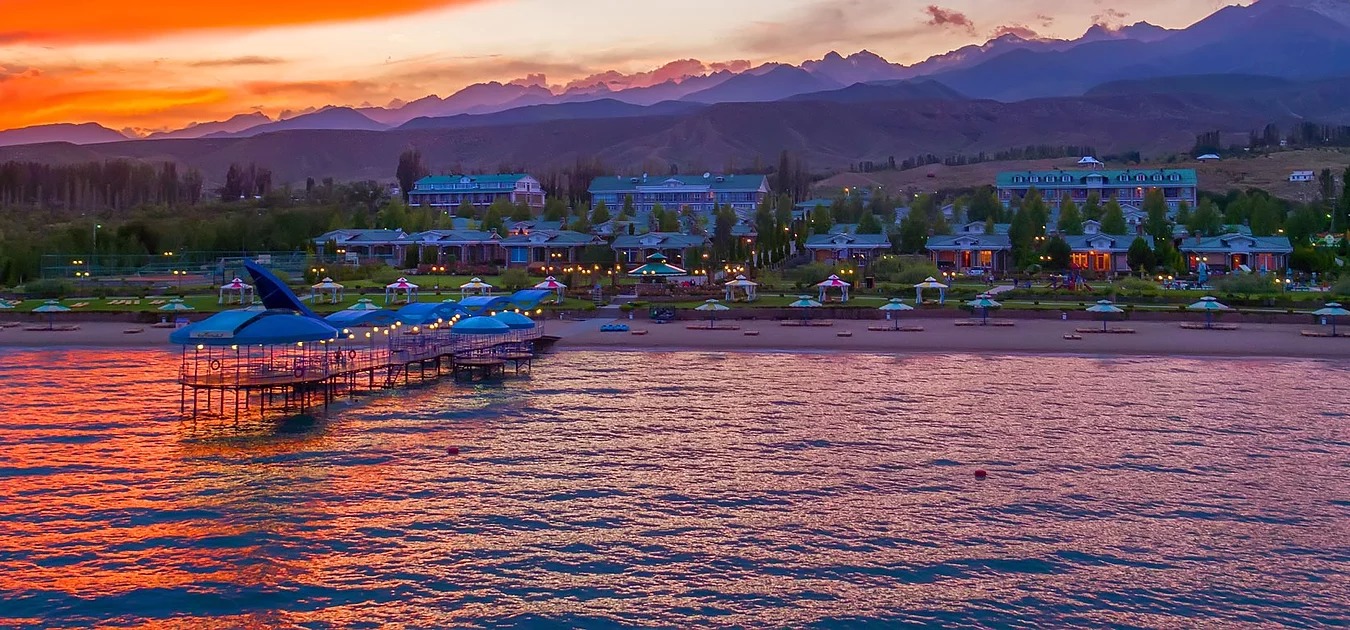 Озеро Иссык-Куль Киргизия гостиницы